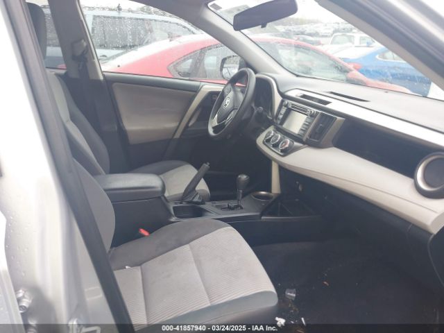 2T3ZFREV6FW149161 Toyota RAV4 LE