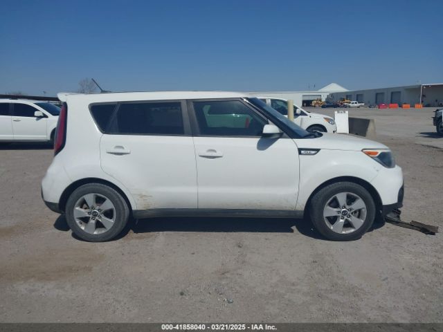 KNDJN2A25J7604458 KIA Soul