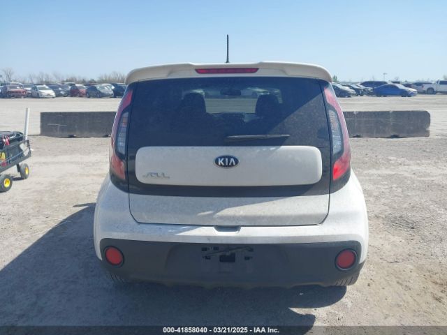 KNDJN2A25J7604458 KIA Soul