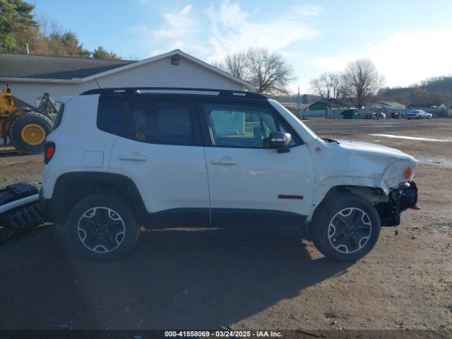 ZACCJBCBXHPG50494 Jeep Renegade Trailhawk 4x4