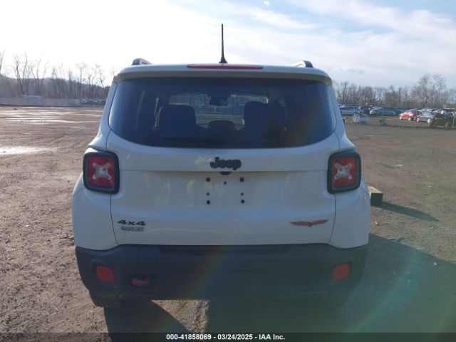 ZACCJBCBXHPG50494 Jeep Renegade Trailhawk 4x4