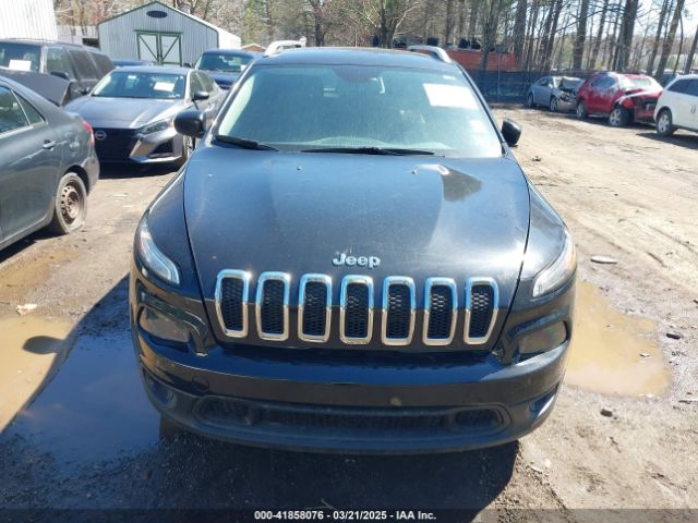 1C4PJMCB4FW655073 Jeep Cherokee Latitude