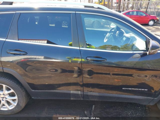 1C4PJMCB4FW655073 Jeep Cherokee Latitude