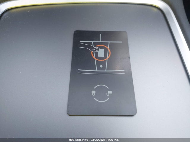 2023 TESLA MODEL 3 5YJ3E1EA2PF482536 Photo 10