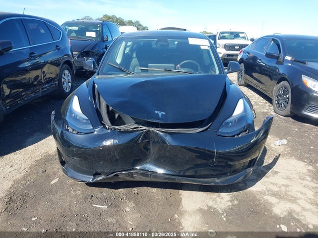 2023 TESLA MODEL 3 5YJ3E1EA2PF482536 Photo 5