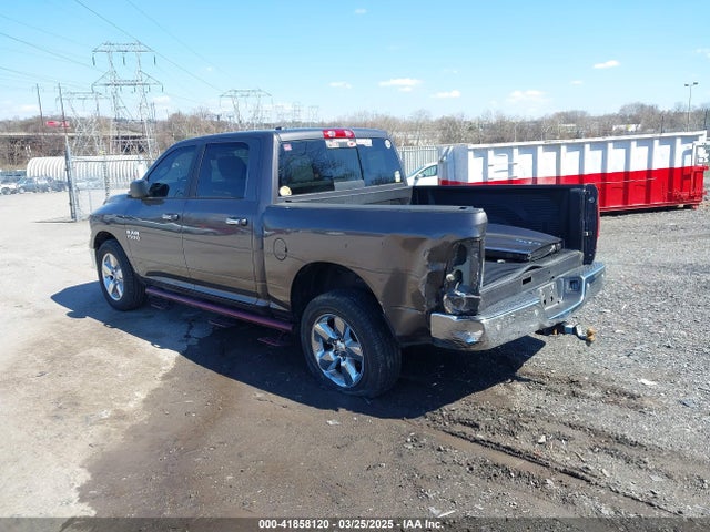1C6RR7LG1FS679912 RAM 1500 Big Horn