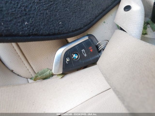 3MW5R1J01M8B82073 BMW 330I
