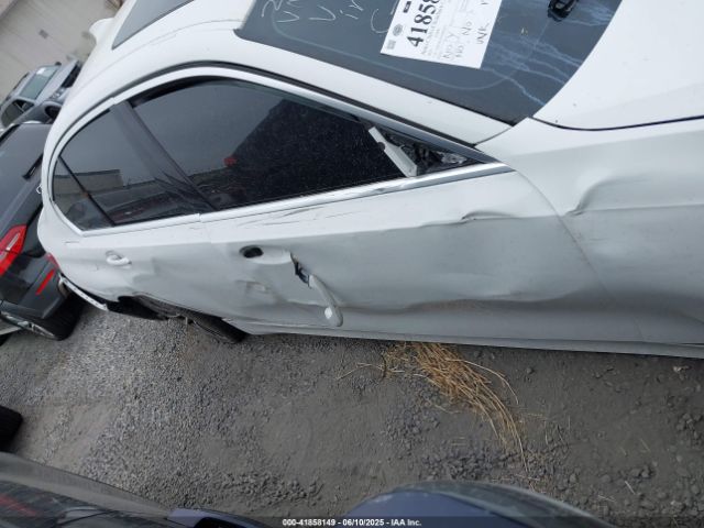 3MW5R1J01M8B82073 BMW 330I
