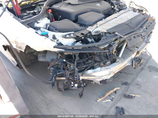 3MW5R1J01M8B82073 BMW 330I