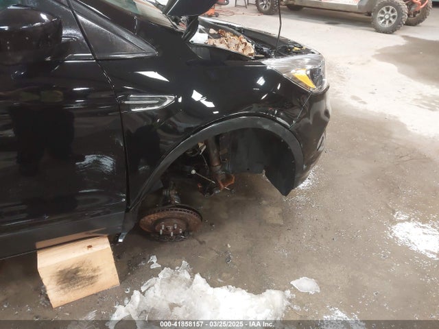 1FMCU9GD4KUA83731 Ford ESCAPE SE