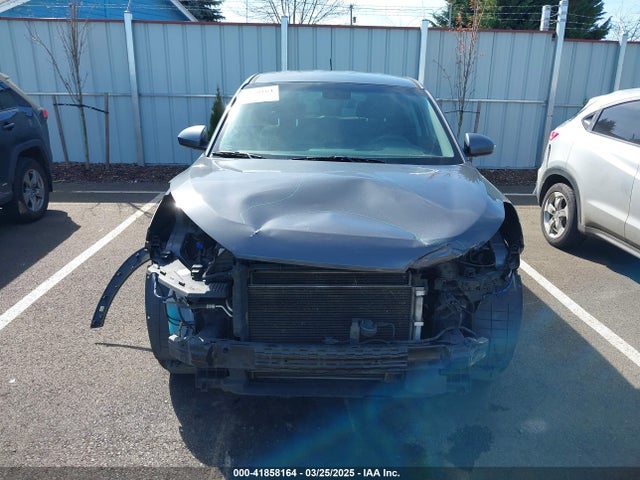 KM8J23A41HU535520 Hyundai TUCSON SE