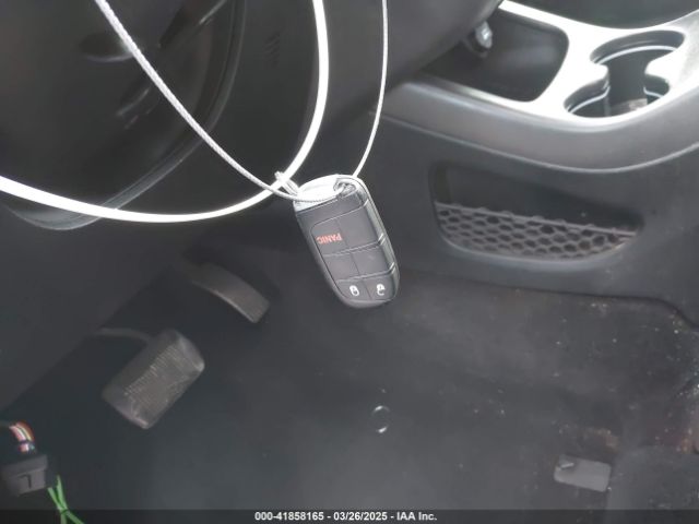 3C4PDCGB1KT701566 Dodge Journey Crossroad
