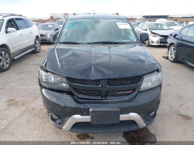 3C4PDCGB1KT701566 Dodge Journey Crossroad