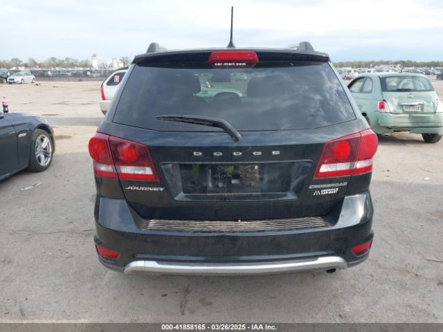 3C4PDCGB1KT701566 Dodge Journey Crossroad