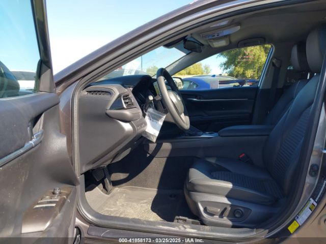 4T1G11AK1RU863084 Toyota CAMRY SE