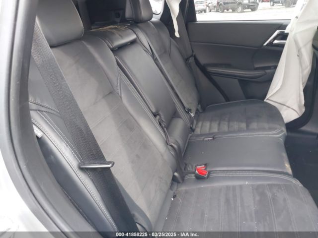 2023 MITSUBISHI OUTLANDER JA4J4UA84PZ056012 Photo 7