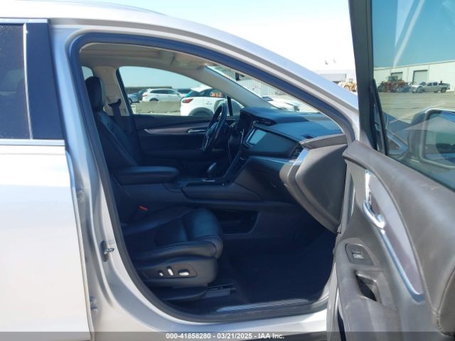 1GYKNCRS3KZ100411 Cadillac XT5 LUXURY