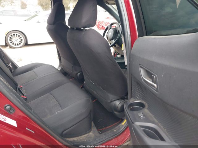 NMTKHMBXXJR016772 Toyota C-HR XLE