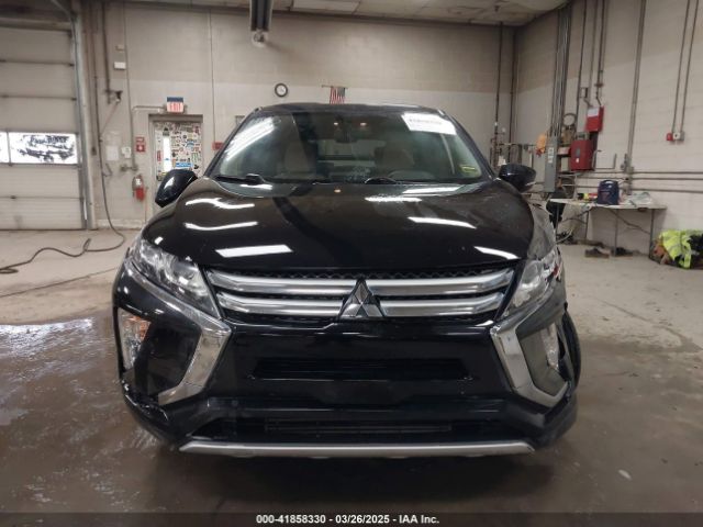 JA4AT5AA9JZ038799 Mitsubishi Eclipse Cross Se