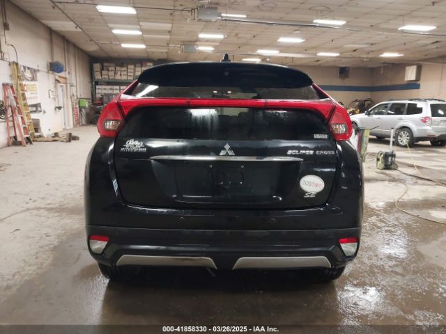 JA4AT5AA9JZ038799 Mitsubishi Eclipse Cross Se
