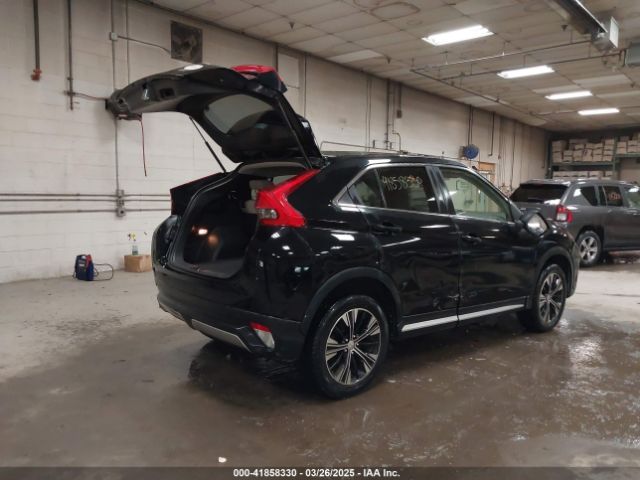 JA4AT5AA9JZ038799 Mitsubishi Eclipse Cross Se