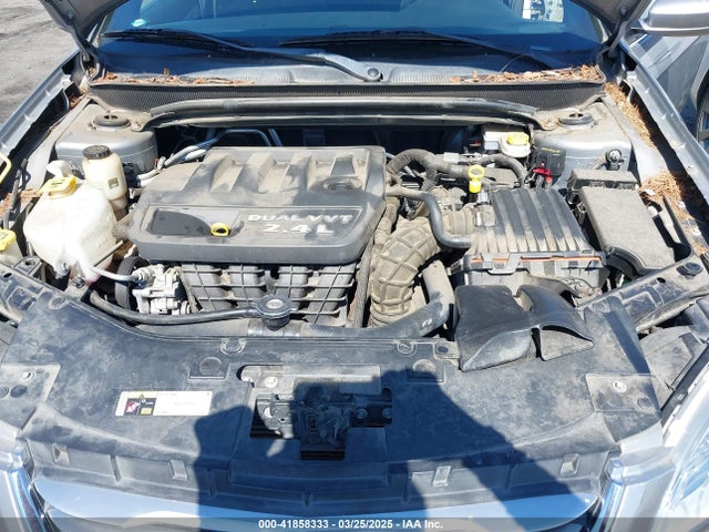 1C3CCBAB3EN231263 Chrysler 200 LX