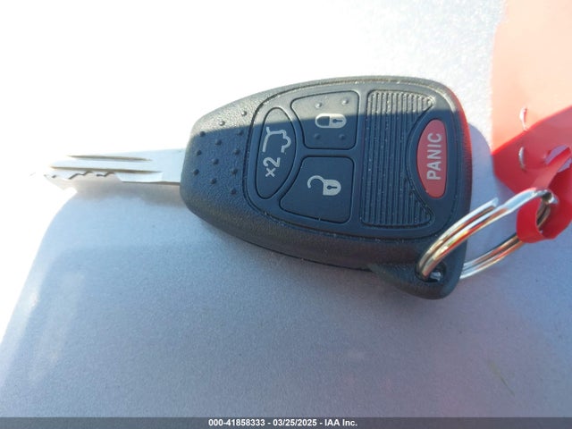 1C3CCBAB3EN231263 Chrysler 200 LX