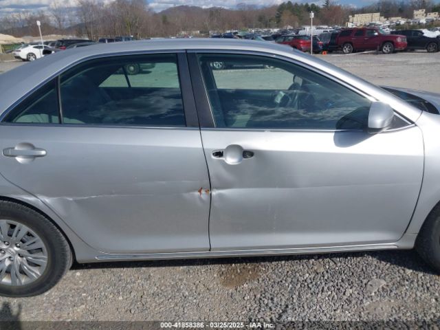 4T1BF1FK3EU301041 Toyota CAMRY LE