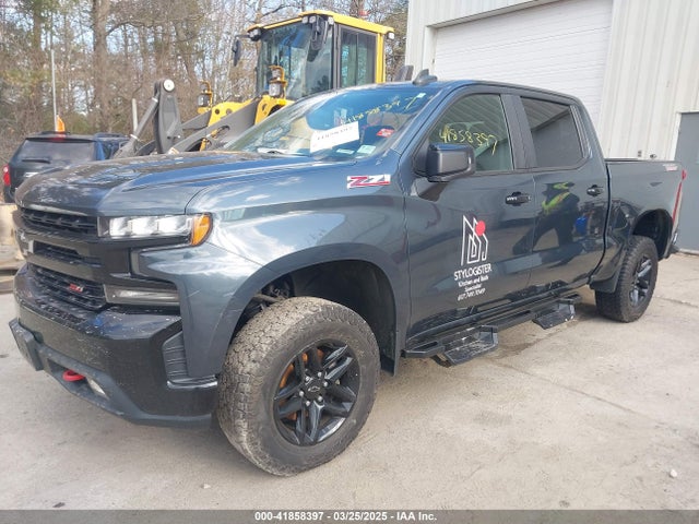1GCPYFEDXKZ400023 Chevrolet Silverado 1500 Lt Trail Boss