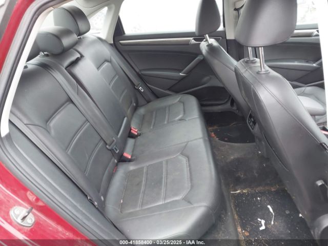 1VWGT7A32HC006560 Volkswagen Passat 1.8t Se