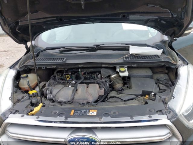1FMCU9J9XHUD97624 Ford Escape Titanium