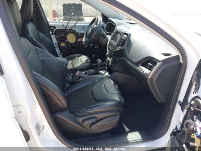 1C4PJLLB5KD301109 Jeep Cherokee Latitude Plus Fwd