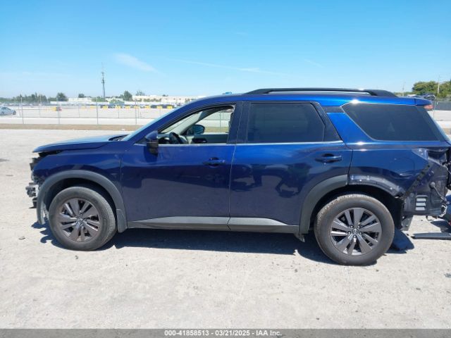 5N1DR3BAXNC239233 Nissan Pathfinder Sv 2wd