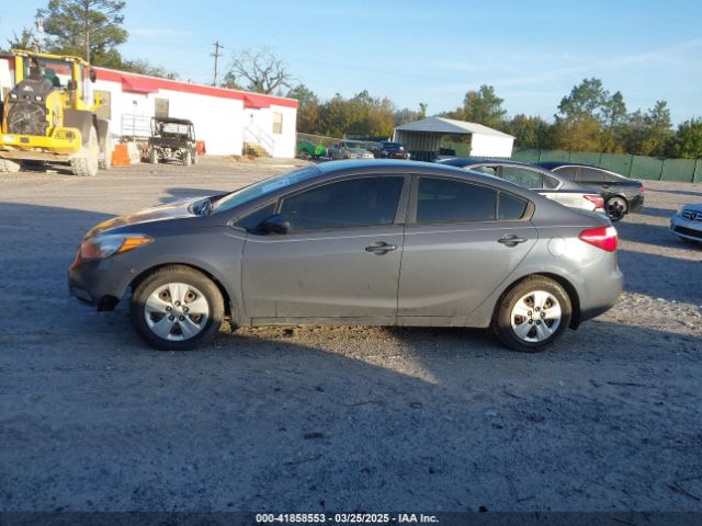 KNAFK4A60G5442267 KIA FORTE LX