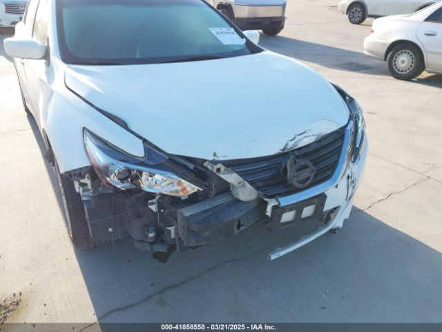 1N4AL3AP0HN330699 Nissan Altima