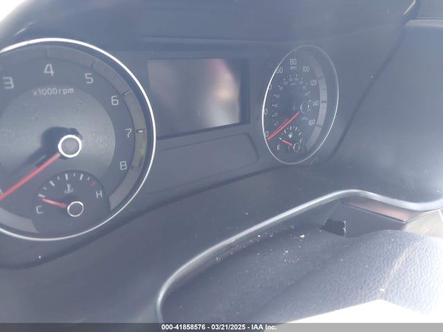 3KPF24AD8PE512846 KIA Forte Lxs