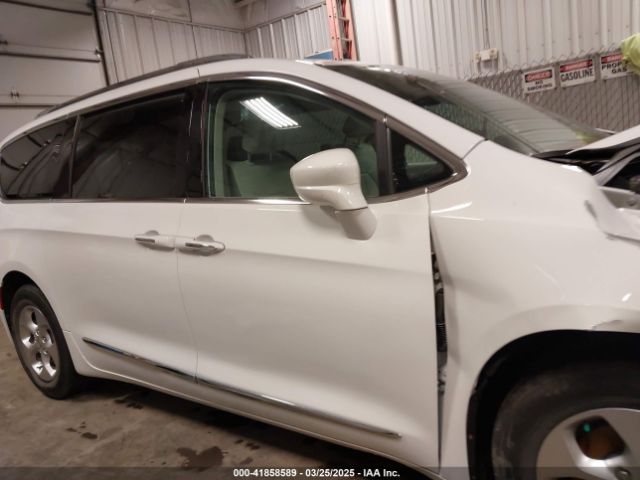 2C4RC1EG1HR585442 Chrysler Pacifica Touring-l Plus