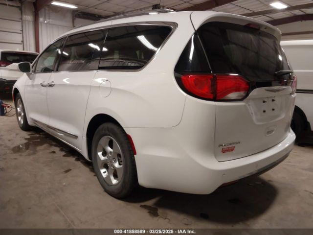 2017 CHRYSLER PACIFICA 2C4RC1EG1HR585442 Photo 2