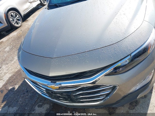 1G1ZD5ST4NF178104 Chevrolet Malibu Fwd Lt