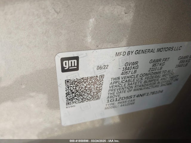 1G1ZD5ST4NF178104 Chevrolet Malibu Fwd Lt