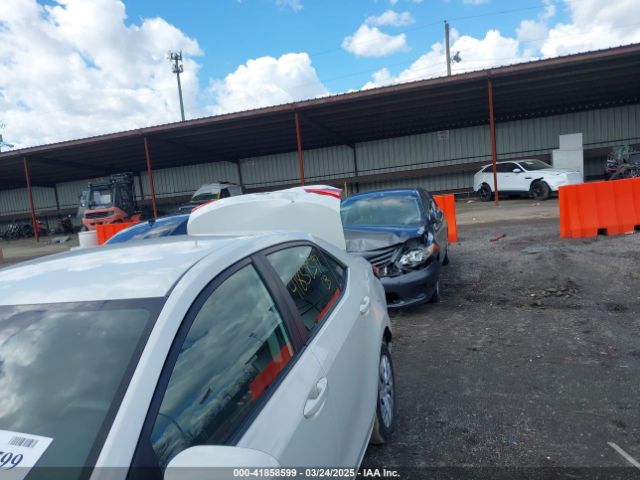 5YFBURHE2JP786781 Toyota COROLLA LE