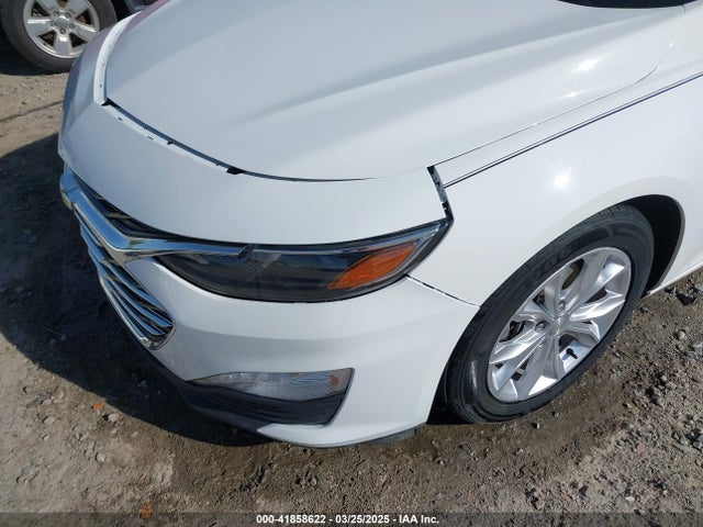 1G1ZD5ST0LF040332 Chevrolet Malibu Fwd Lt