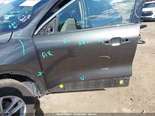 1FMCU0G6XLUC23957 Ford ESCAPE SE