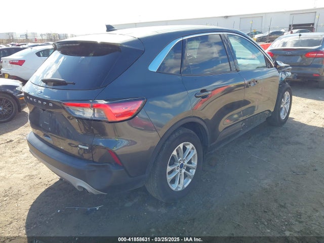 1FMCU0G6XLUC23957 Ford ESCAPE SE