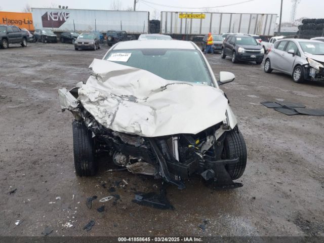 5NPD84LFXJH343369 Hyundai ELANTRA SEL