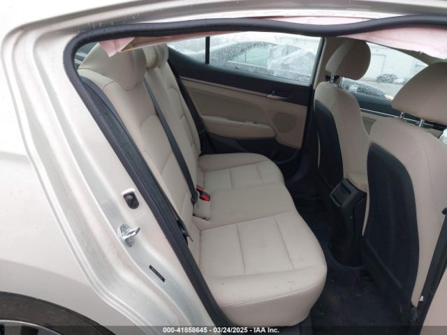 5NPD84LFXJH343369 Hyundai ELANTRA SEL