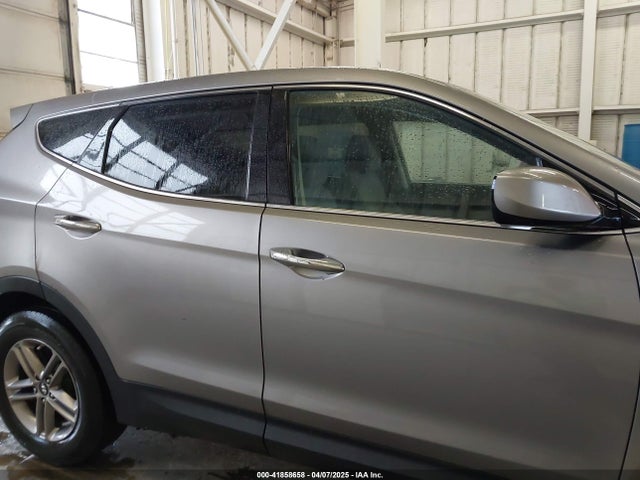 5XYZTDLB6HG405627 Hyundai Santa Fe Sport 2.4l