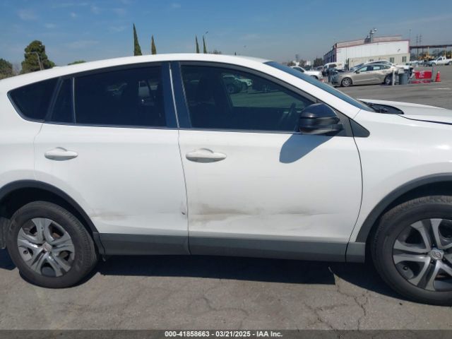 JTMZFREV0JJ161653 Toyota RAV4 LE
