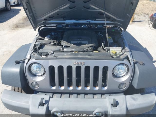 1C4BJWDGXHL557654 Jeep Wrangler Unlimited Sport