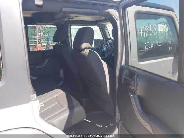 1C4BJWDGXHL557654 Jeep Wrangler Unlimited Sport